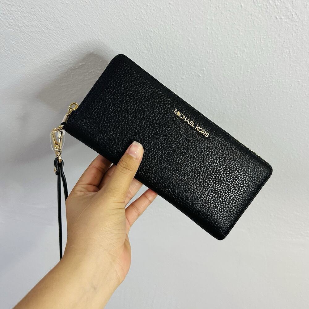 Michael Kors Jet Set Signature Multifunction Wristlet - Black, Large